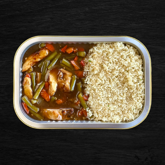 HONEY & SOY CHICKEN STIR-FRY WITH COUSCOUS (300G)