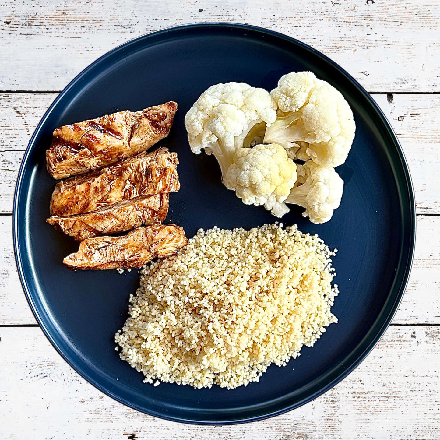 Chicken, Couscous & Steamed Cauliflower (500g)